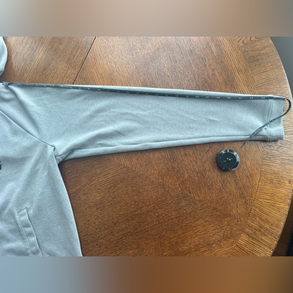 Under Armor San Francisco Giants Gray Hoodie Sweatshirt Drawstring Waist Sz M - Picture 9 of 9